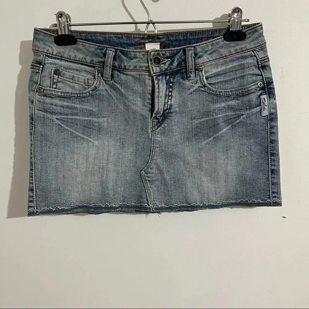 Silver Ravi embroidered mini skirt Size 27